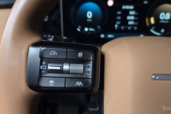 2024 Hyundai Santa Fe с пробегом 15 306 км