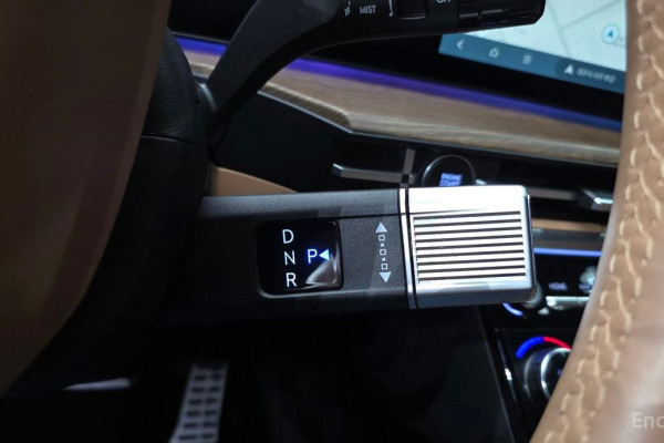 2024 Hyundai Santa Fe с пробегом 10 285 км