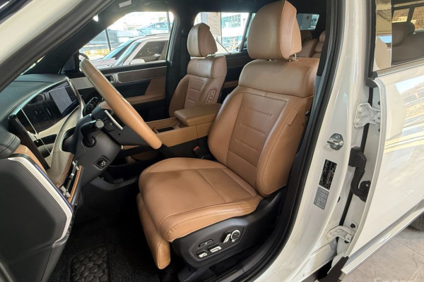 2024 Hyundai Santa Fe с пробегом 9 720 км