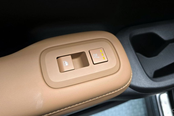 2023 Hyundai Santa Fe с пробегом 8 947 км