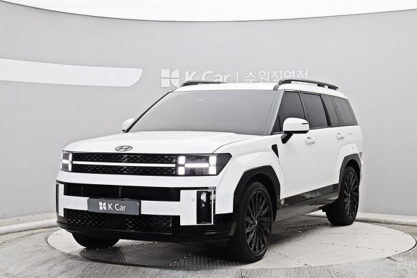 2024 Hyundai Santa Fe с пробегом 9 811 км