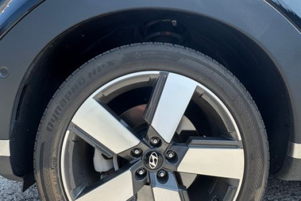 2024 Hyundai Santa Fe с пробегом 39 528 км