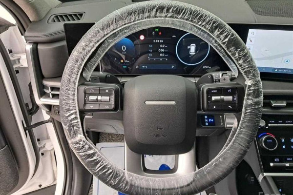 2024 Hyundai Santa Fe с пробегом 8 747 км