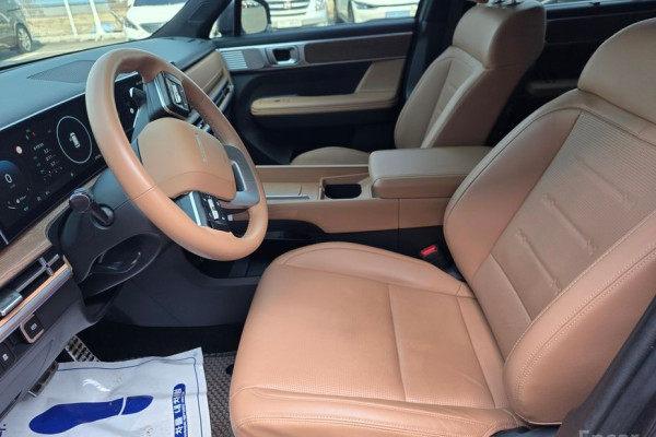 2023 Hyundai Santa Fe с пробегом 29 530 км