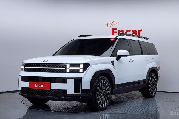 2023 Hyundai Santa Fe с пробегом 7 429 км