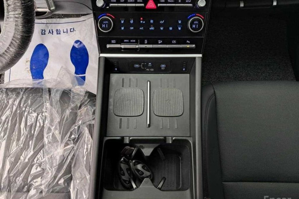 2024 Hyundai Santa Fe с пробегом 8 747 км