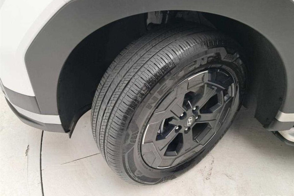 2024 Hyundai Santa Fe с пробегом 8 747 км