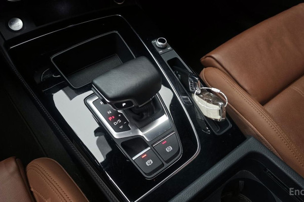 2022 Audi Q5 с пробегом 32 270 км