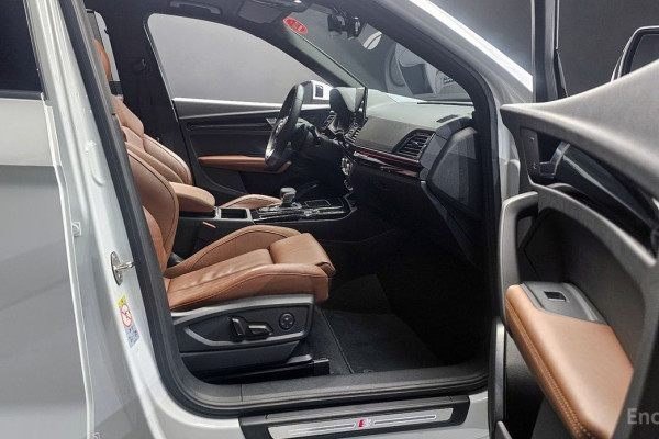 2022 Audi Q5 с пробегом 32 270 км