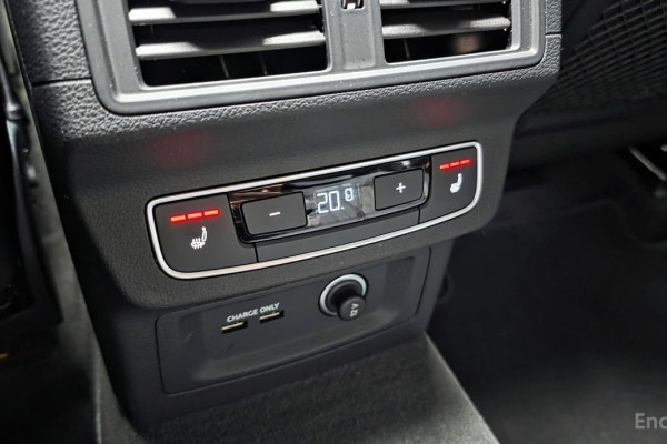 2022 Audi Q5 с пробегом 119 983 км