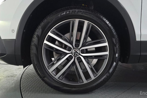 2022 Volkswagen Tiguan с пробегом 14 735 км