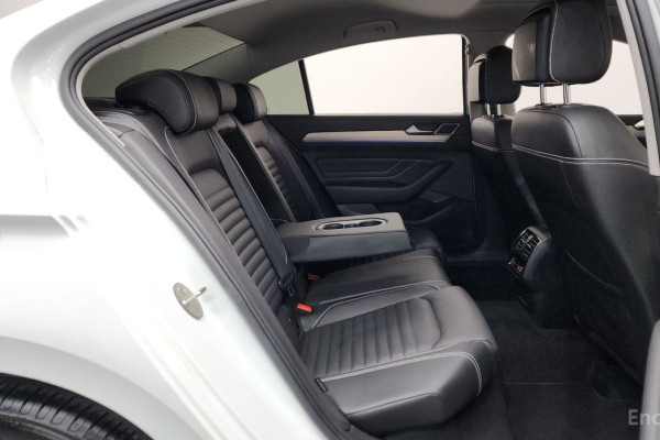 2021 Volkswagen Passat с пробегом 19 391 км