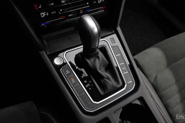 2022 Volkswagen Passat с пробегом 51 705 км