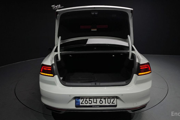 2022 Volkswagen Passat с пробегом 51 705 км