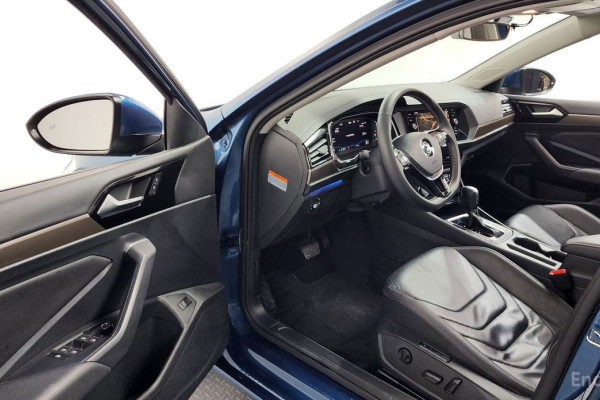 2021 Volkswagen Jetta с пробегом 63 186 км