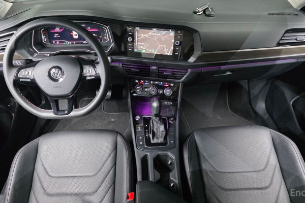 2021 Volkswagen Jetta с пробегом 42 984 км