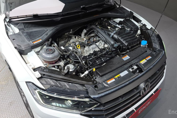 2021 Volkswagen Jetta с пробегом 39 732 км