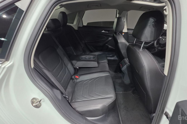 2021 Volkswagen Jetta с пробегом 42 984 км