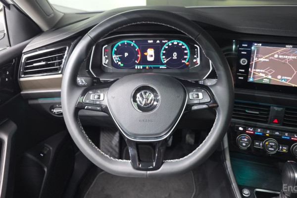 2021 Volkswagen Jetta с пробегом 39 732 км