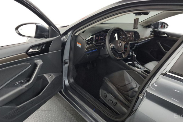 2021 Volkswagen Jetta с пробегом 31 021 км