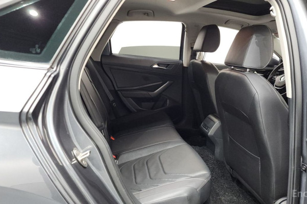 2021 Volkswagen Jetta с пробегом 31 021 км