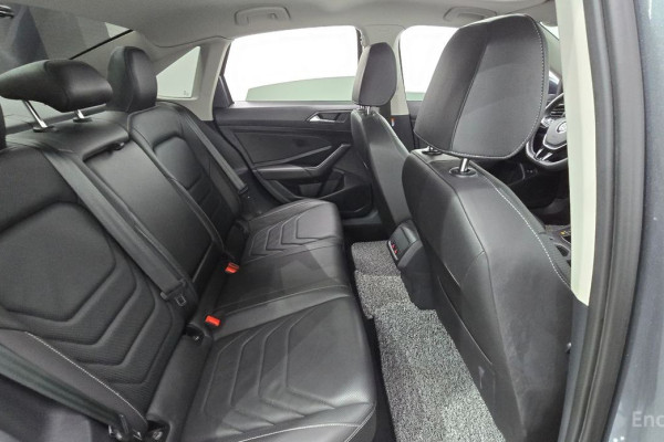 2021 Volkswagen Jetta с пробегом 64 445 км