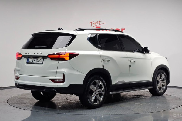 2022 SsangYong Rexton с пробегом 47 698 км