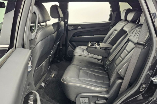 2023 SsangYong Rexton с пробегом 57 009 км