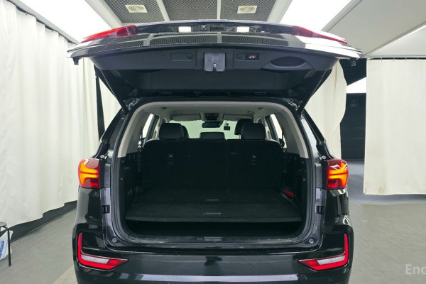 2022 SsangYong Rexton с пробегом 104 622 км