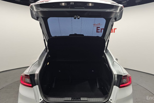 2021 Renault Samsung XM3 с пробегом 49 212 км