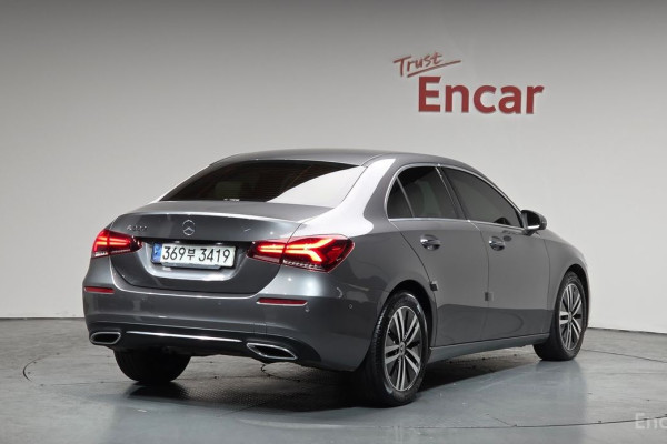 2021 Mercedes-Benz A-Класс с пробегом 54 323 км