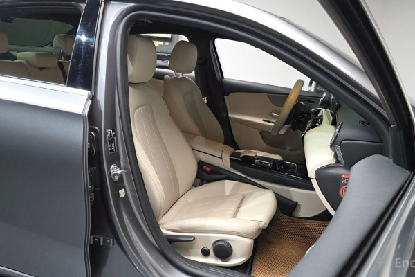 2021 Mercedes-Benz A-Класс с пробегом 54 323 км