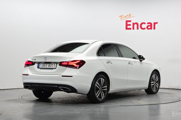 2021 Mercedes-Benz A-Класс с пробегом 61 212 км