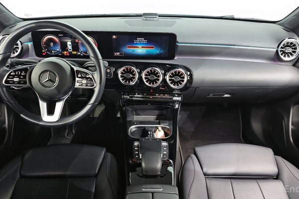 2022 Mercedes-Benz A-Класс с пробегом 114 413 км