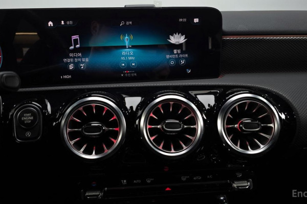 2021 Mercedes-Benz A-Класс с пробегом 99 485 км