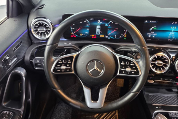 2021 Mercedes-Benz A-Класс с пробегом 41 800 км