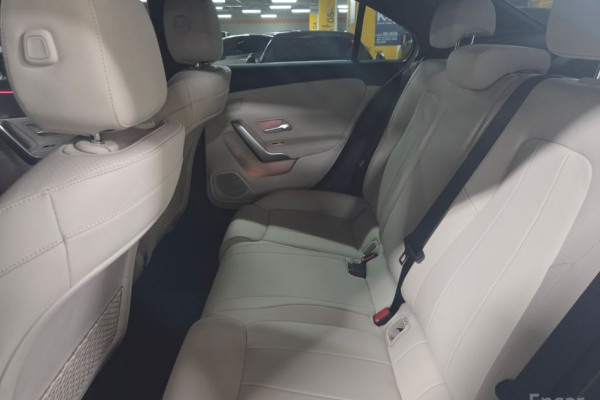 2021 Mercedes-Benz A-Класс с пробегом 52 090 км