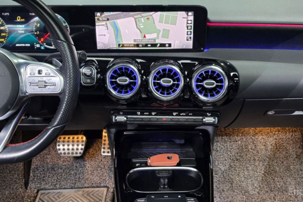 2021 Mercedes-Benz A-Класс с пробегом 75 955 км