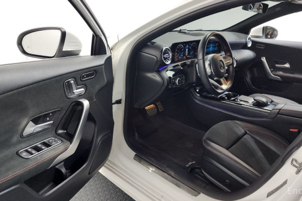 2021 Mercedes-Benz A-Класс с пробегом 79 756 км