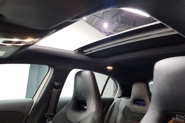 2021 Mercedes-Benz A-Класс с пробегом 79 756 км