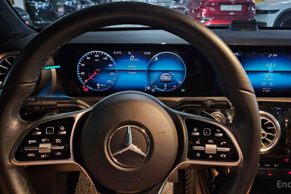 2021 Mercedes-Benz A-Класс с пробегом 106 630 км