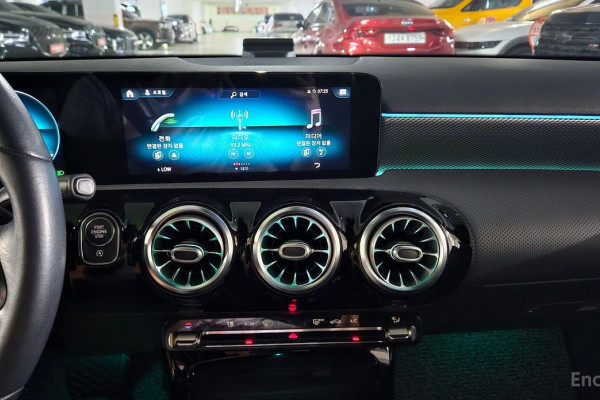 2021 Mercedes-Benz A-Класс с пробегом 106 630 км