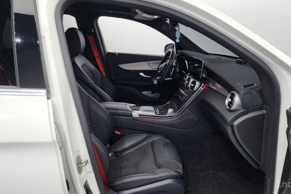 2021 Mercedes-Benz GLC с пробегом 82 821 км