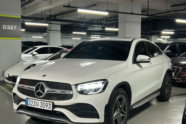 2021 Mercedes-Benz GLC с пробегом 60 875 км