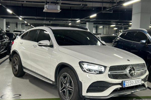 2021 Mercedes-Benz GLC с пробегом 60 875 км