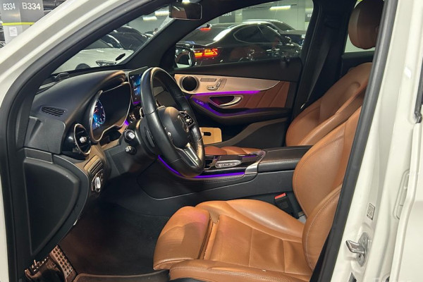 2021 Mercedes-Benz GLC с пробегом 60 875 км