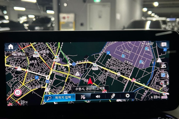 2021 Mercedes-Benz GLC с пробегом 60 875 км