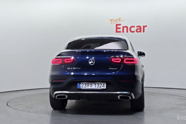 2021 Mercedes-Benz GLC с пробегом 73 947 км