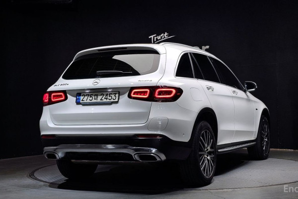 2021 Mercedes-Benz GLC с пробегом 47 606 км
