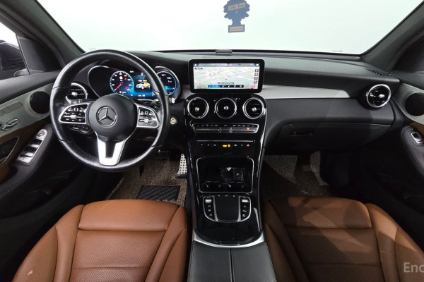 2021 Mercedes-Benz GLC с пробегом 73 947 км